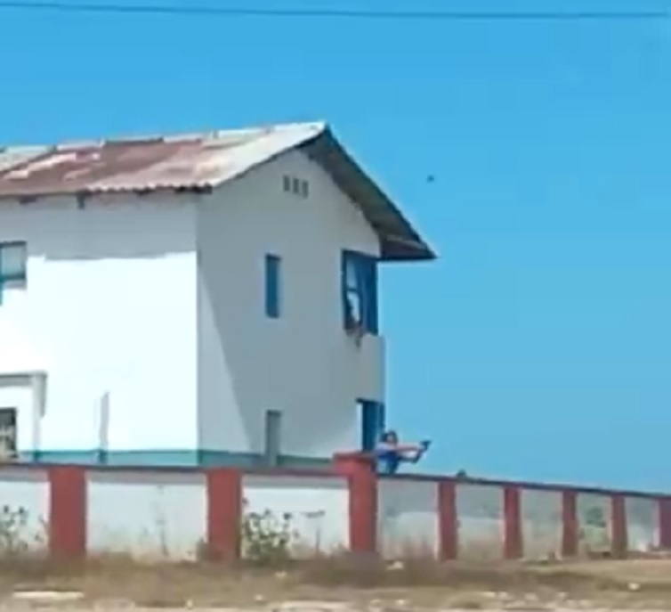 DISPARANDO
