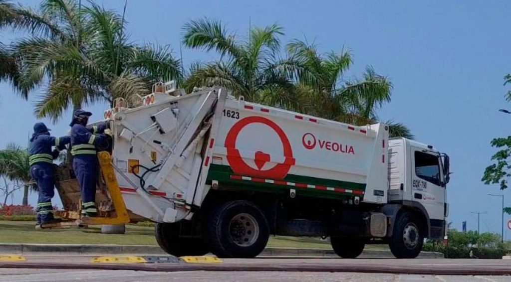 CARRO DE VEOLIA