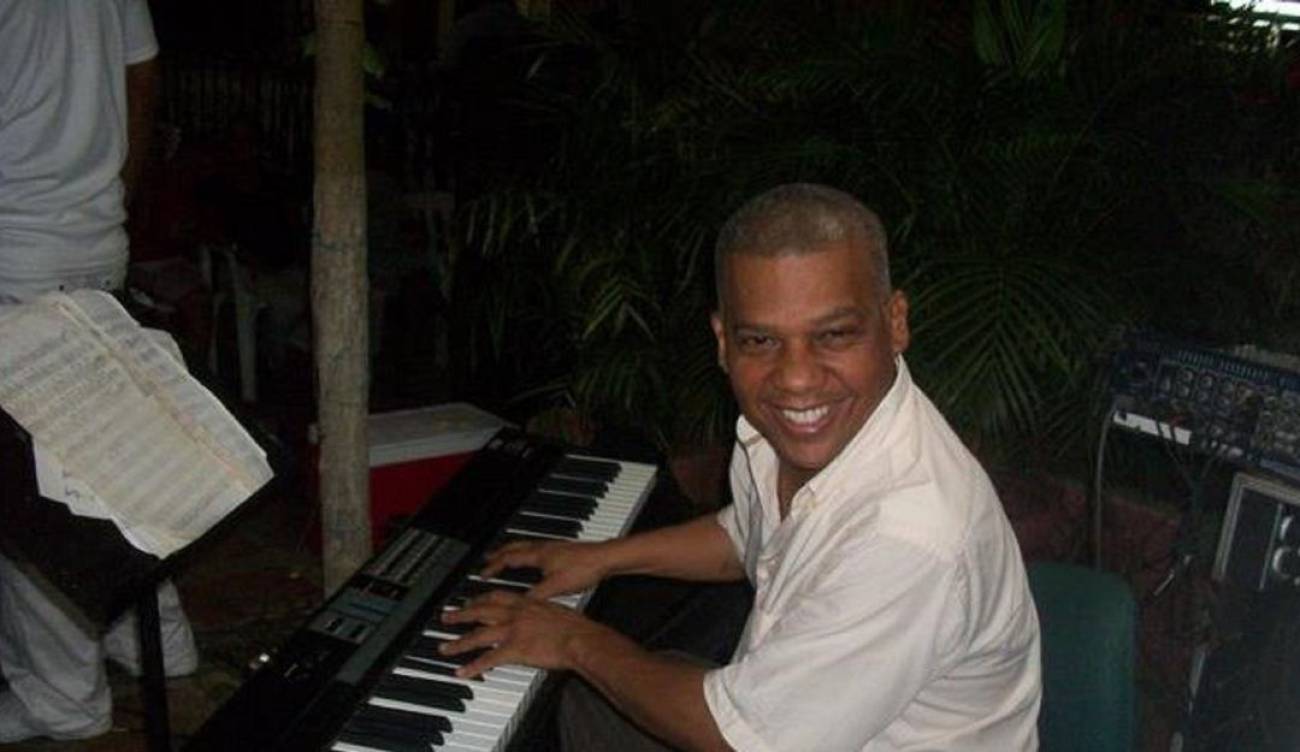 VICTOR DEL REAL