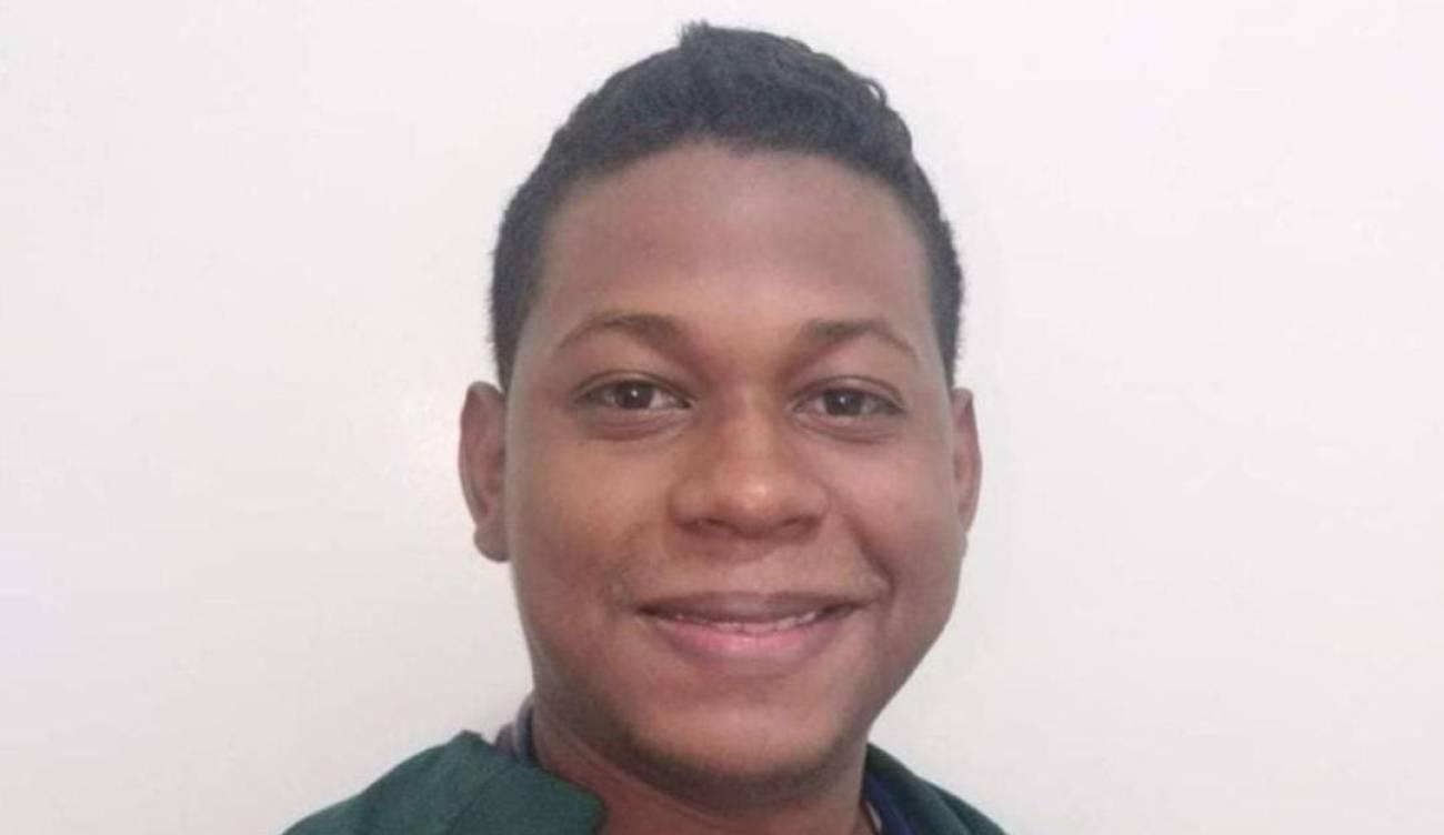 JOVEN MEDICO