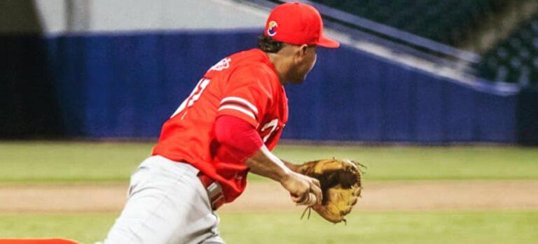 MANILLA Y BEISBOL