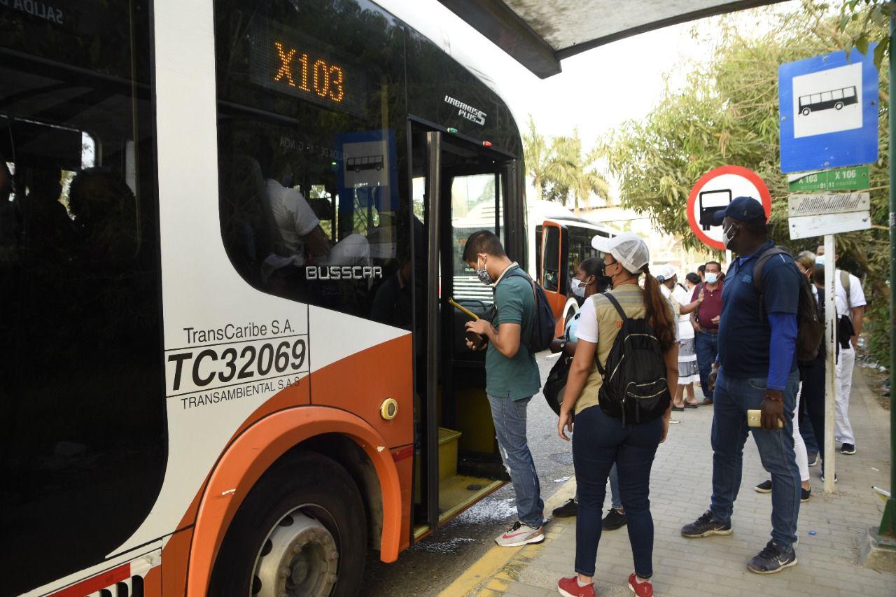 TRANSCARIBE CON GENTE