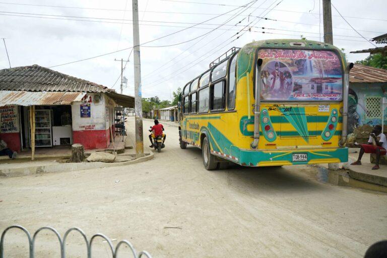 BUS EN PALENQUE