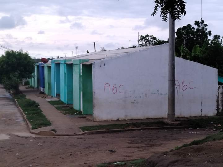 CASAS MARCADAS