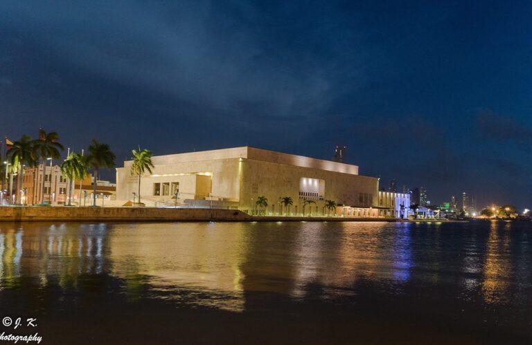 CENTRO DE CONVENCIONES