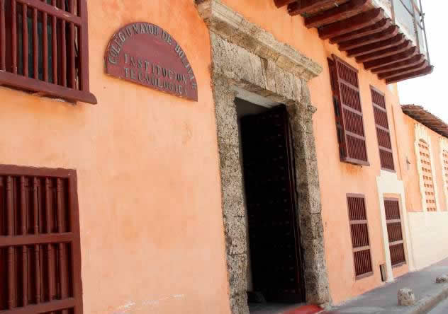 COLEGIO MAYOR