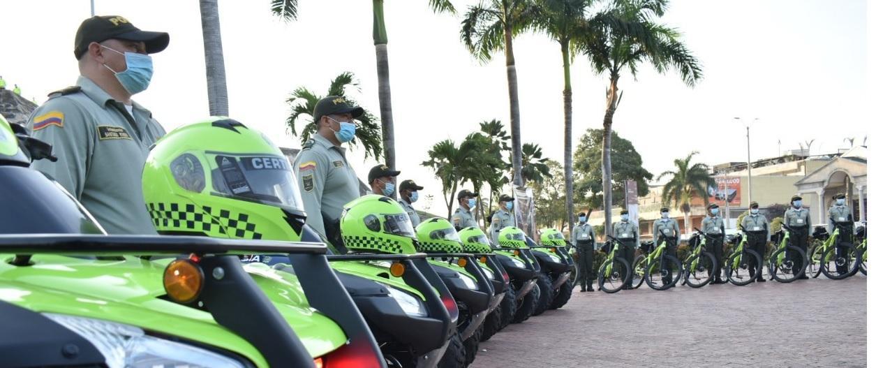 POLICIAS LLEGAN A CARTAGENA
