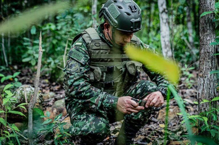 nuevo uniforme del ejercito en colombia
