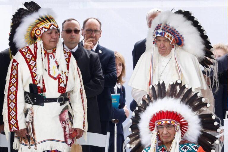 papa francisco en canada