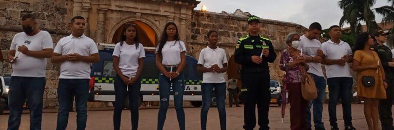 policia y apoyo de la comunidad
