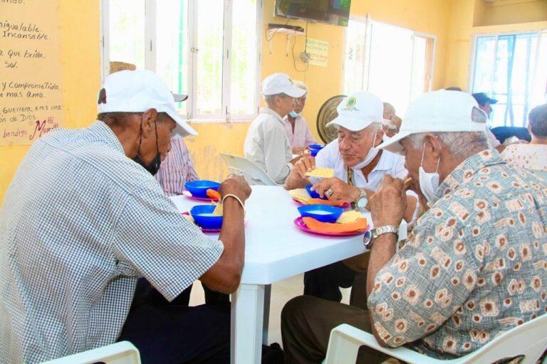 COMIDA ADULTOS MAYORES