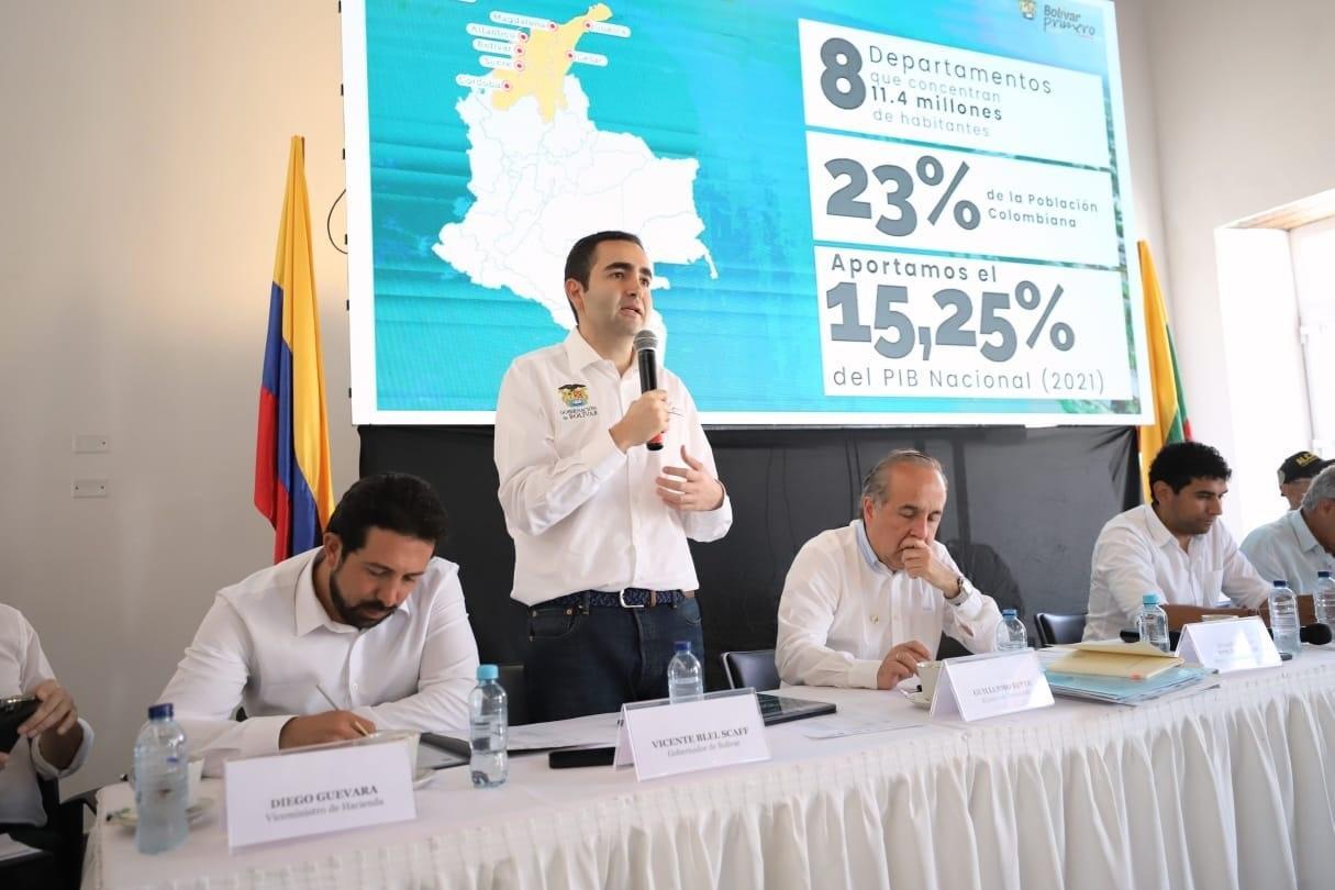 GOBERNADOR BLEL Y EL MINISTRO