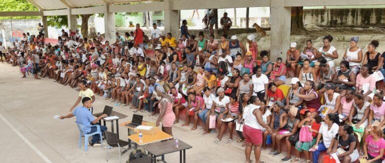 GRUPO EN EL COLEGIO