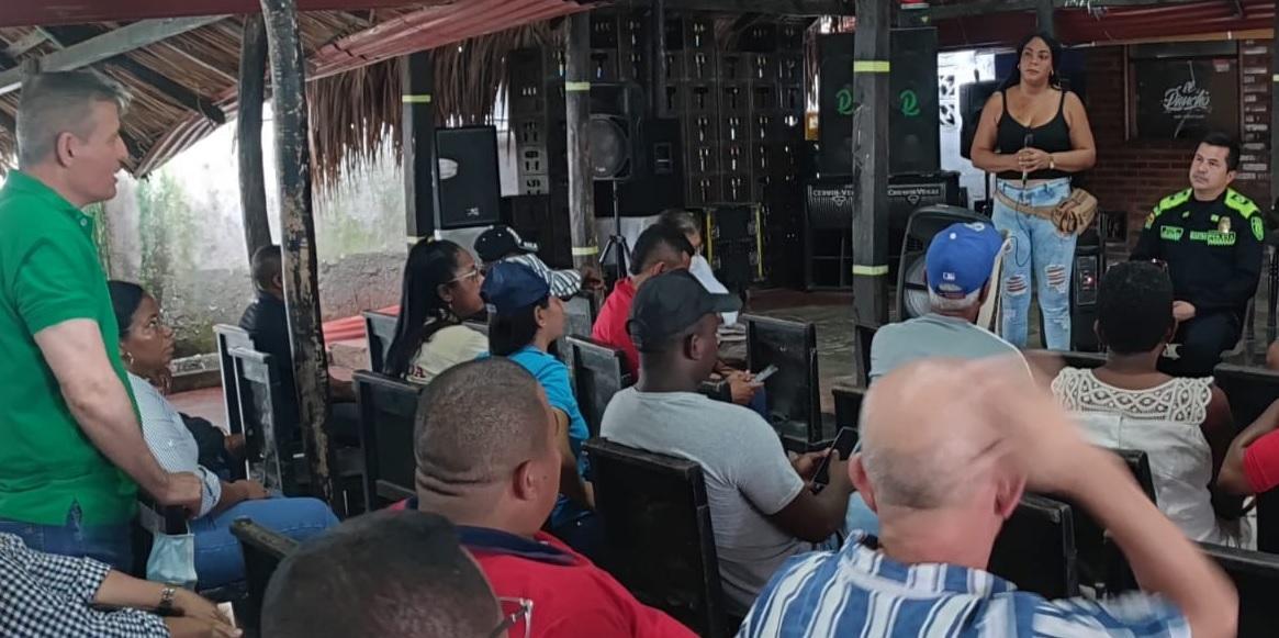 REUNION EN MARIA LA BAJA