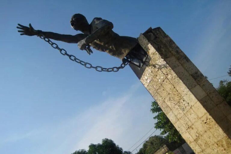 ESTATUA DE PALENQUE