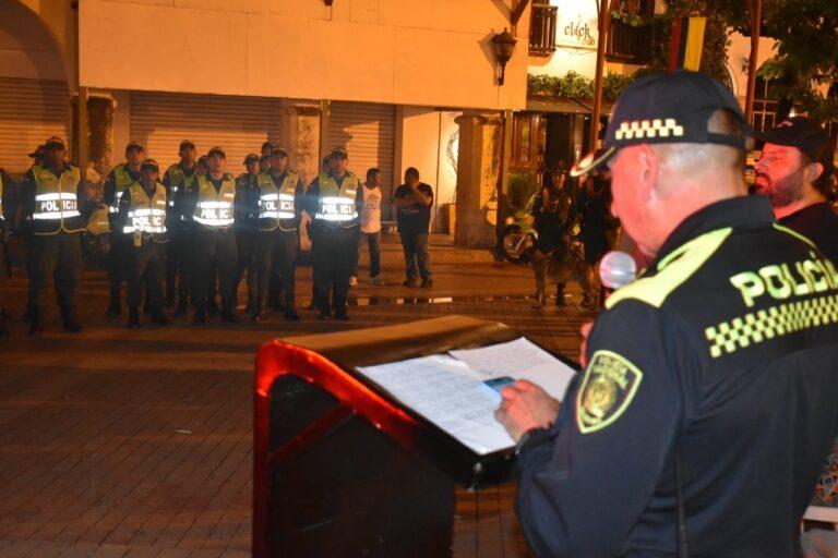 POLICIA EN EL CENTRO HISTÓRICO