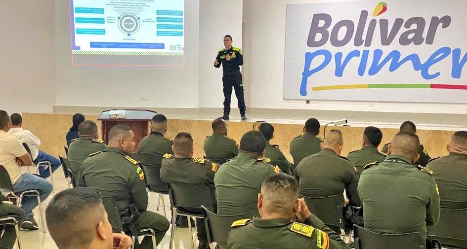 POLICIA Y ALCALDES OKOK