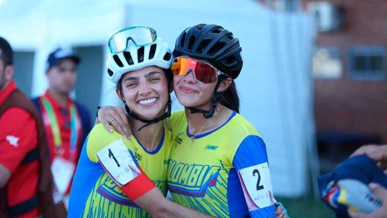 abrazo deportistas