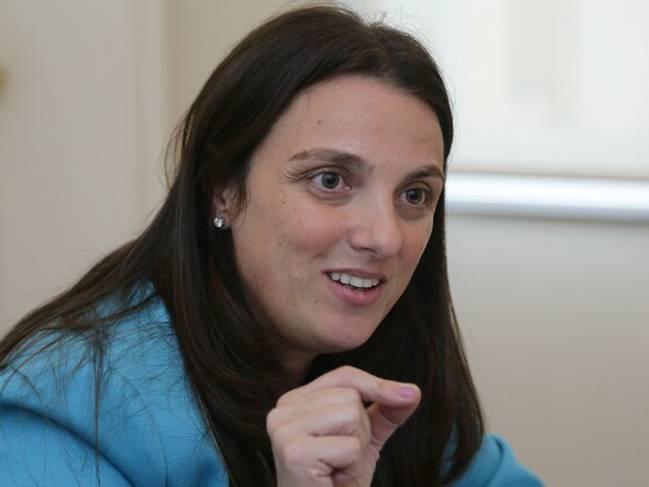 exministra