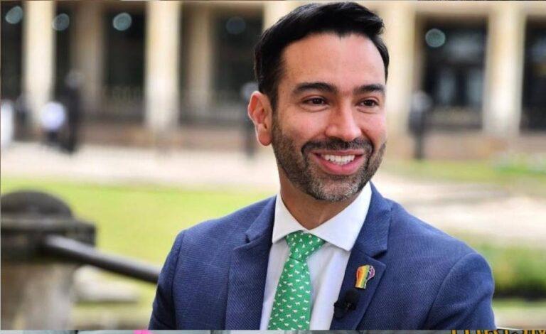 mauricio toro