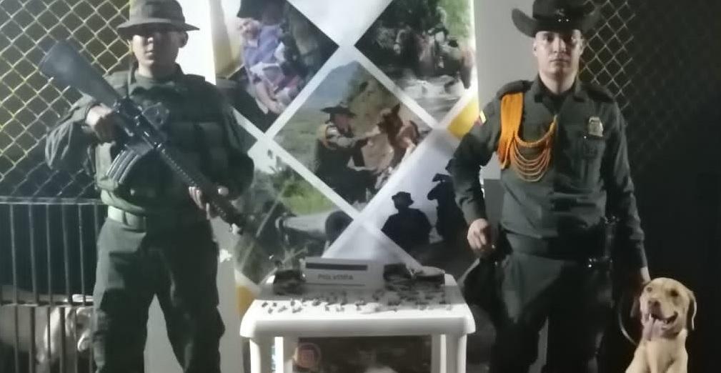policia y polvora