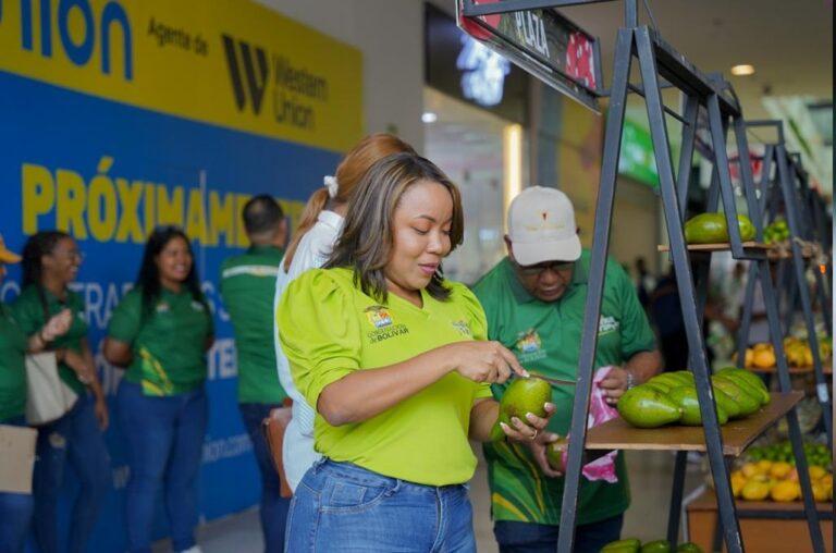 abriendo el aguacate