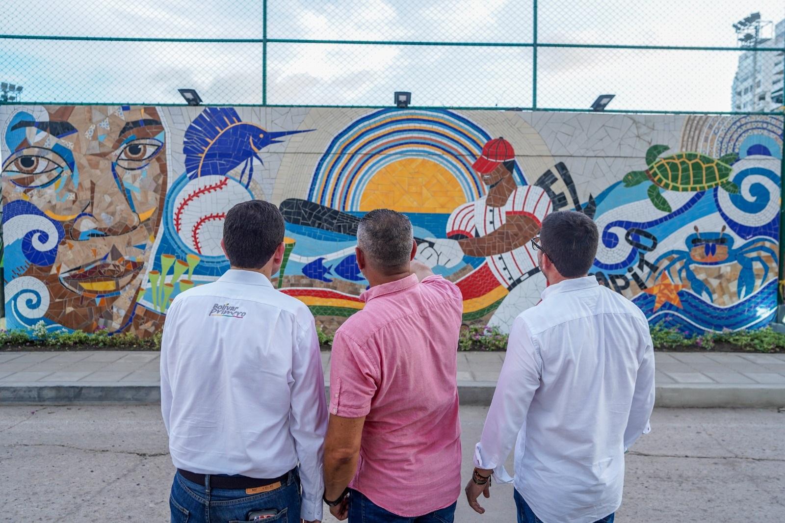 viendo el mural