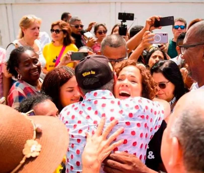 abrazo de dau