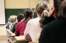 dos estudiantes
