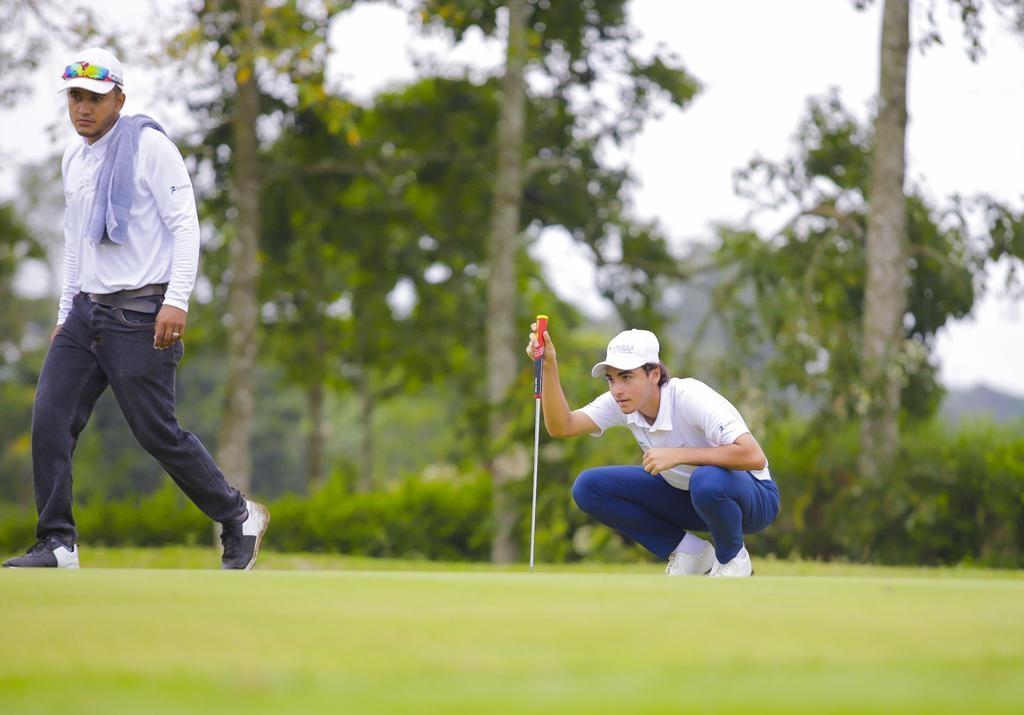 golfista en el campo