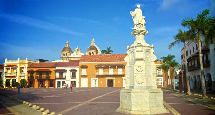 plaza-aduana
