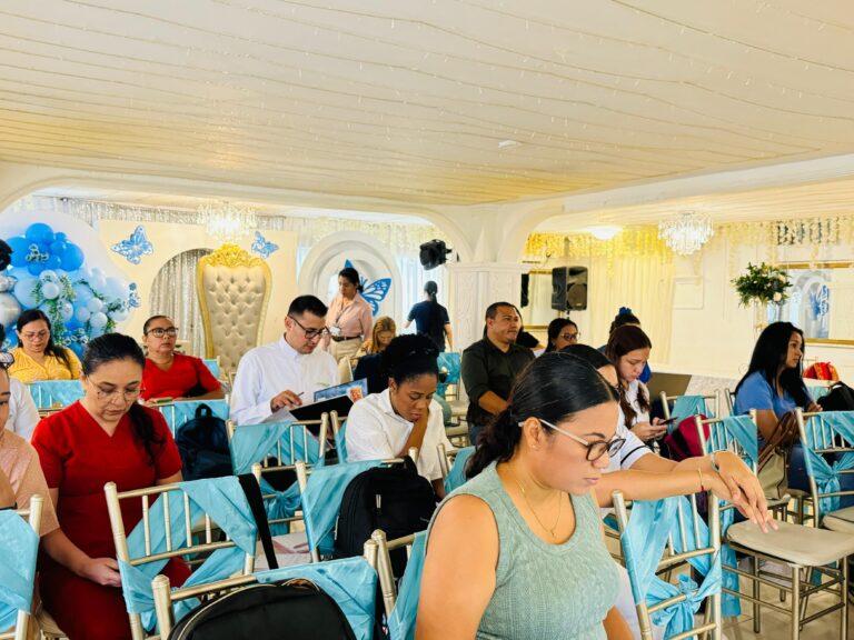 gente reunida