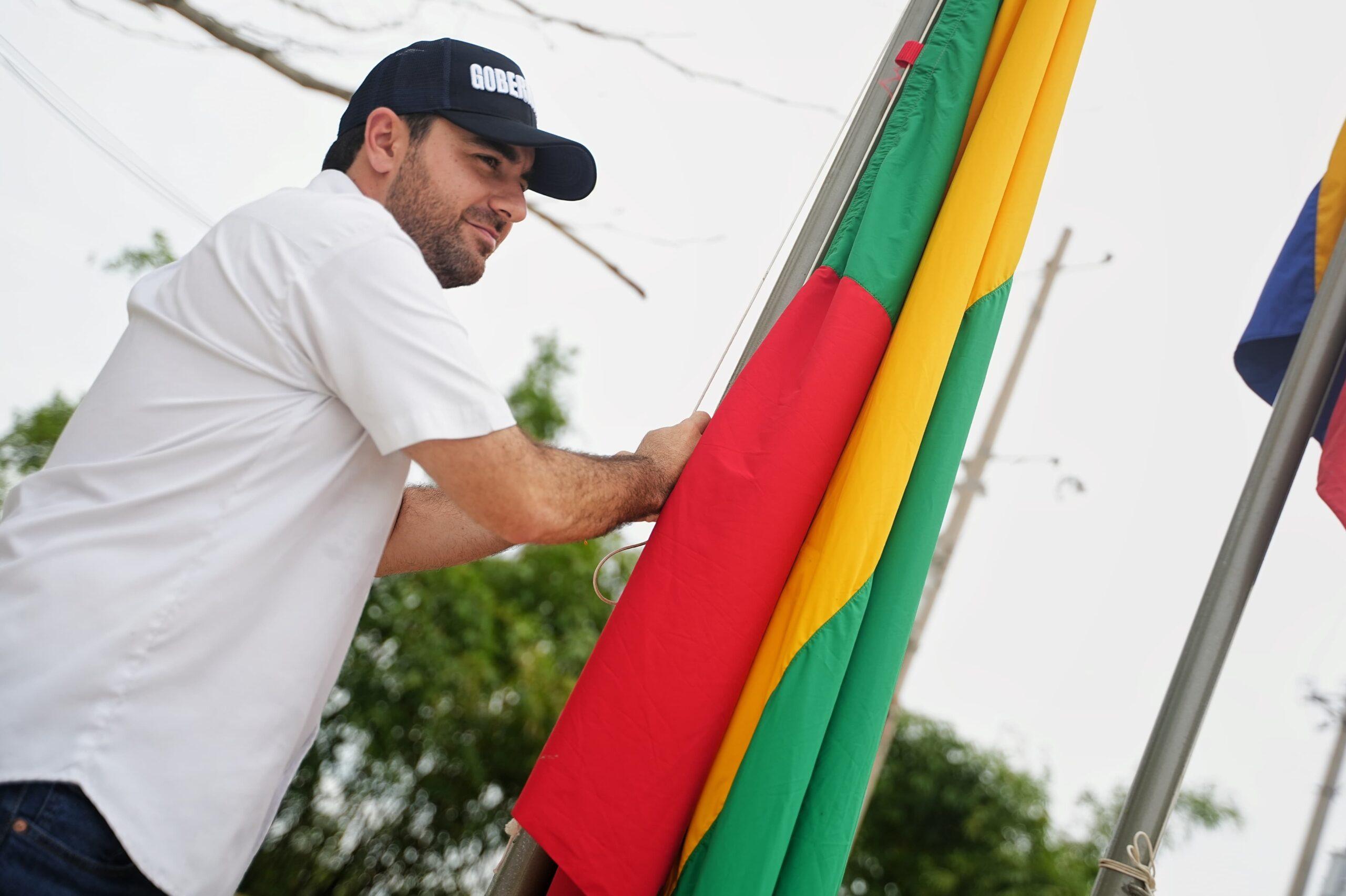 izando la bandera