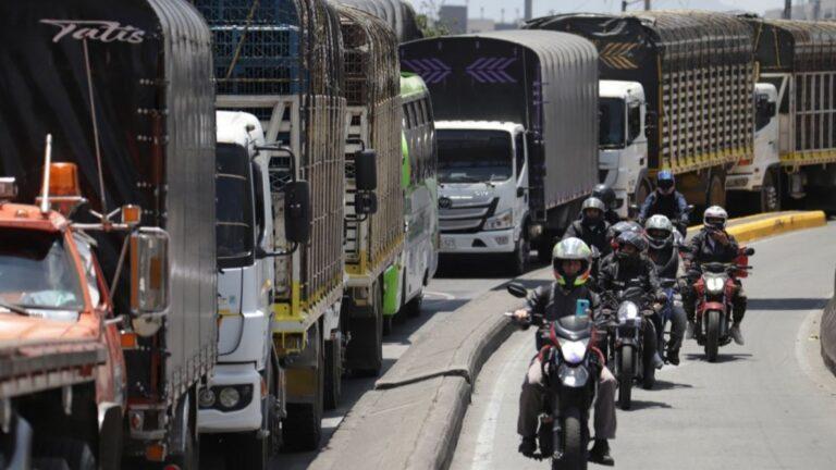SE LEVANTA EL PARO CAMIONERO