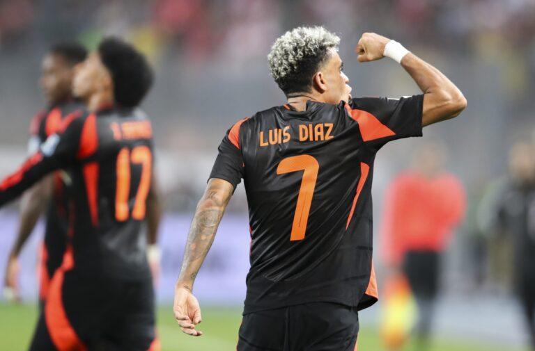 luis diaz celebra
