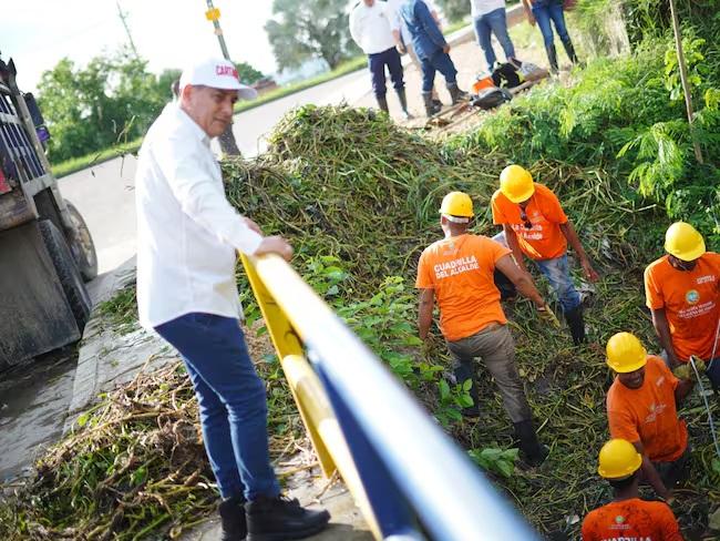 alcalde en el puente