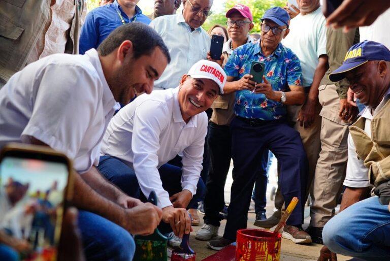 con la brocha en la mano