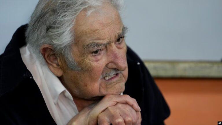 mujica