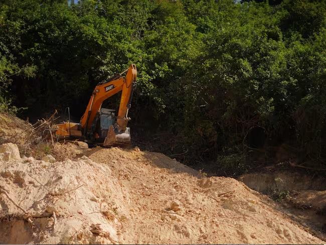 retroexcavadora okok