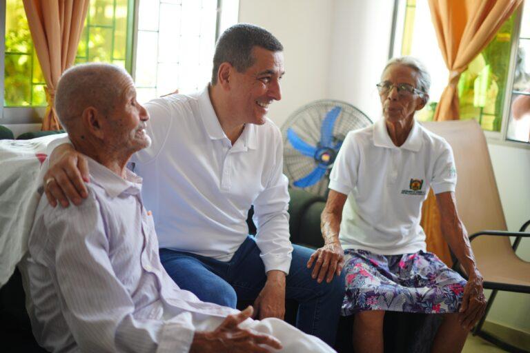 dumek con los viejitos