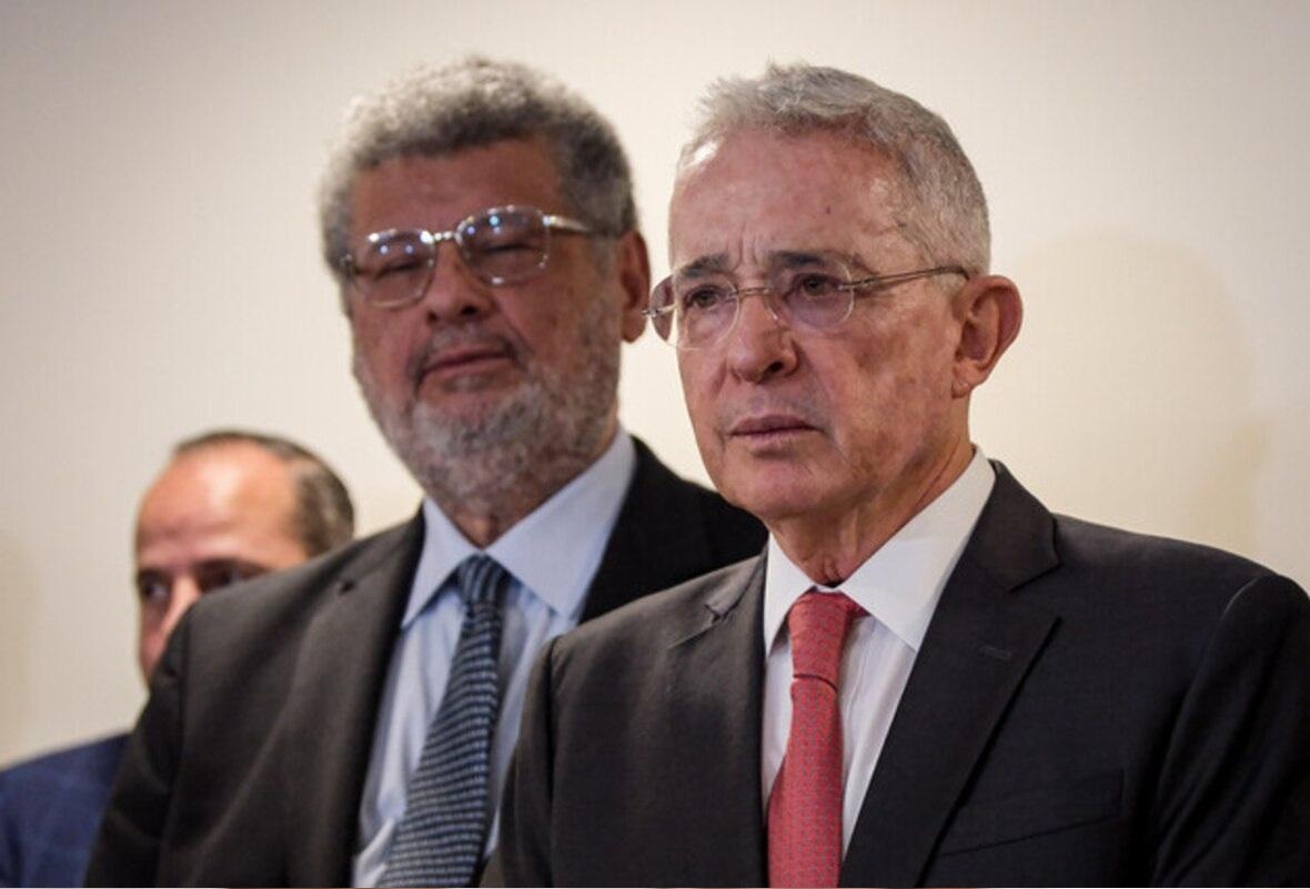 en el banquillo