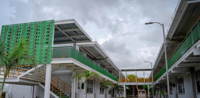 megacolegio en simiti