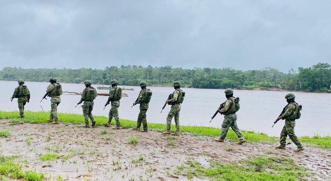 militares de ecuador