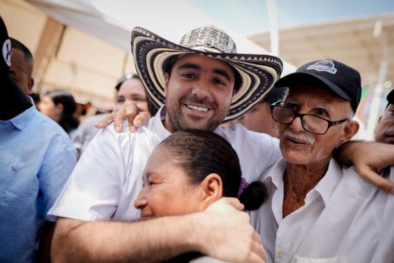 abrazando yamilito