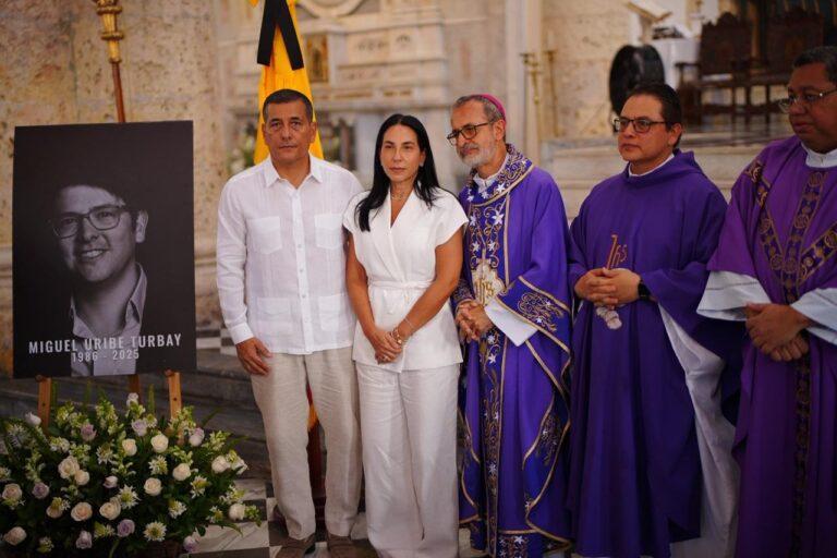 misa en honor a miguel uribe