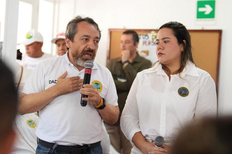 dr navarro - microfono