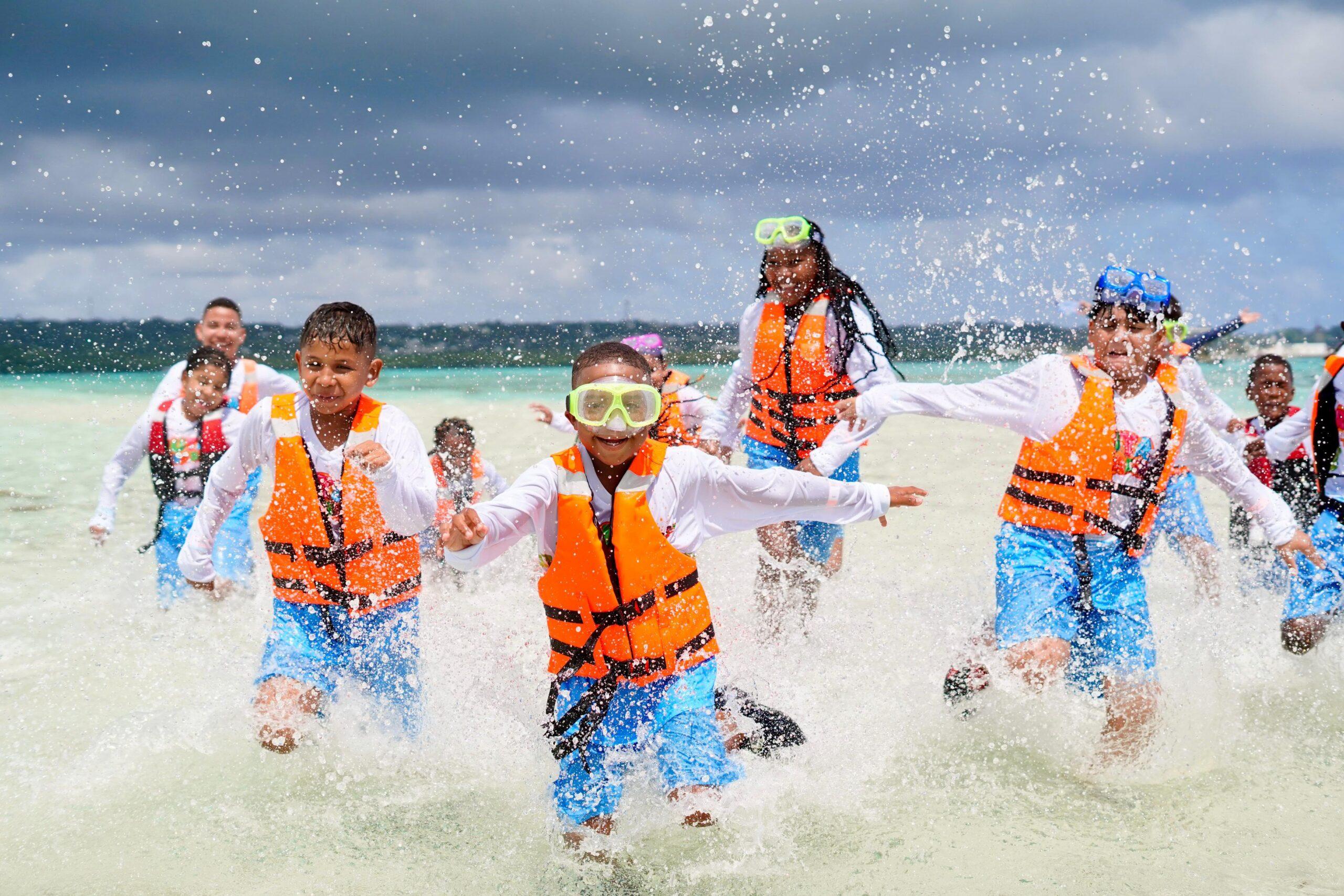 niños en san andres