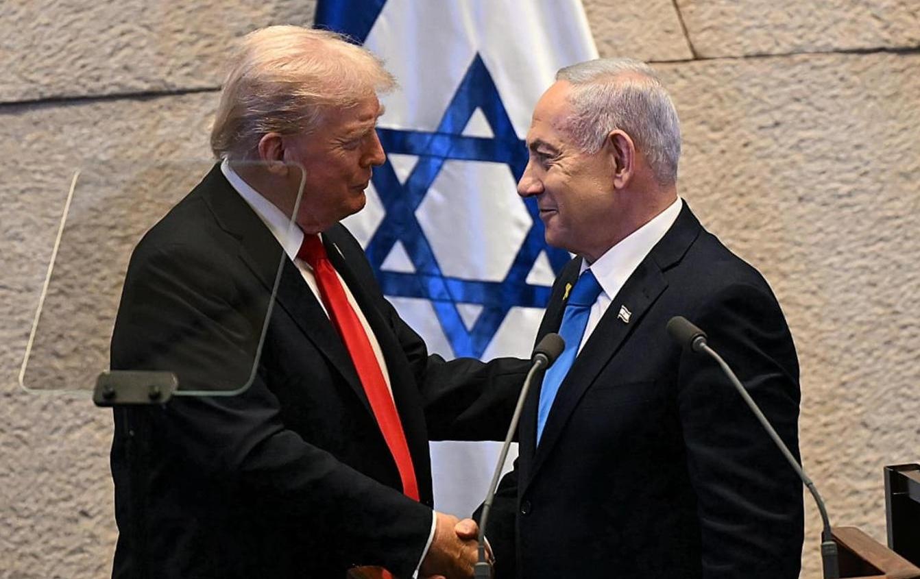 trump y netan se dan la mano