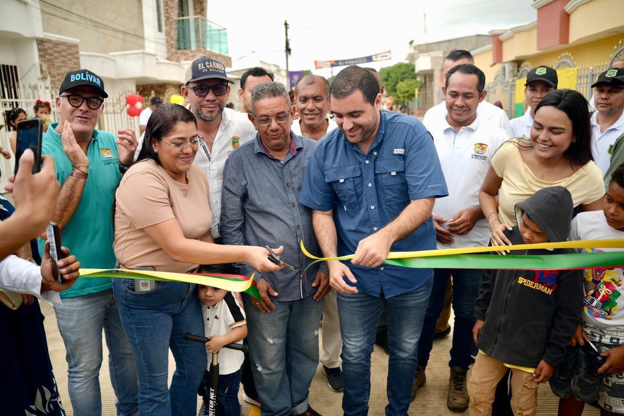 yamil inaugurando