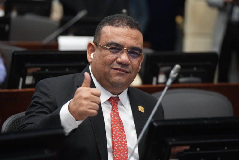 ANTONIO CORREA